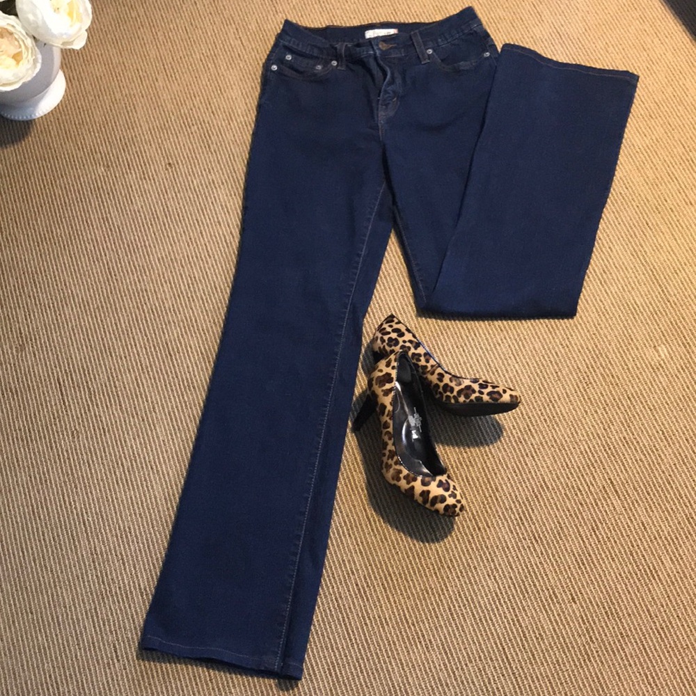 Levi’s Perfectly Slimming Boot Cut - 512, 8 Long